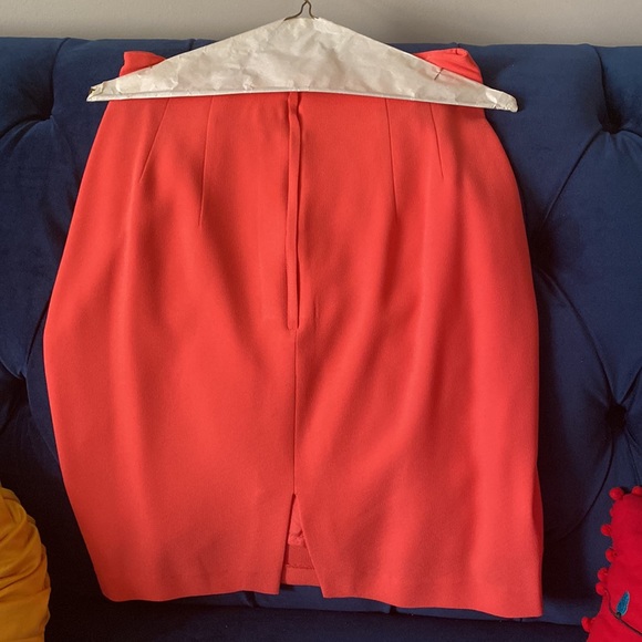 Peach/Salmon colored straight skirt - Picture 2 of 3